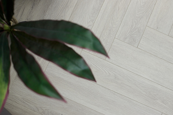 SPC ламинат Steinholz Herringbone STH035Н Траун